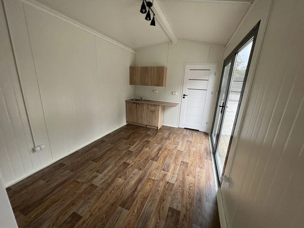 Unidade residencial de 24 m² (8 x 3 m) – Casa pequena nova - Image 5
